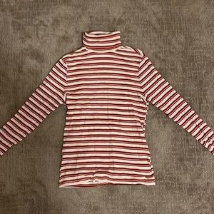 Levis turtle neck